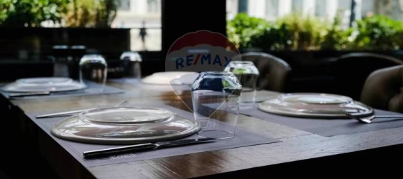 5 rooms Commercial property in Gallarate, Italy No. 56237 3