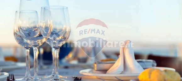 5 rooms Commercial property in Gallarate, Italy No. 56237 4