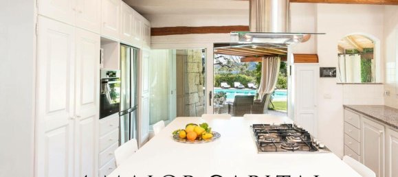 6 bedrooms Villa in Arzachena, Italy No. 59616 10