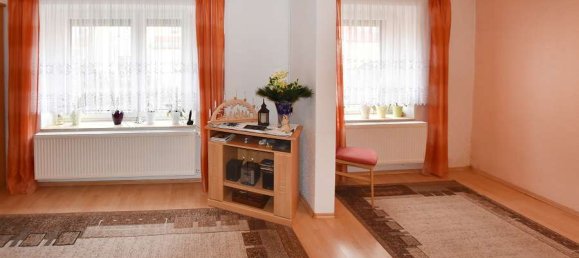 4 bedrooms House in Salzlandkreis, Germany No. 107226 2