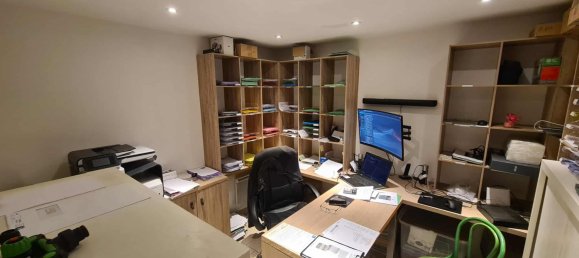 Парковка в Эрсен-Купиньи, Франция № 320655 3