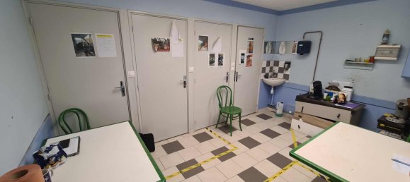 Парковка в Эрсен-Купиньи, Франция № 320655 5