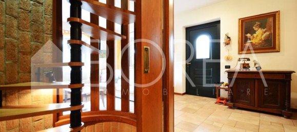 3 غرف نوم فيلا في Trieste, Italy رقم 295797 10