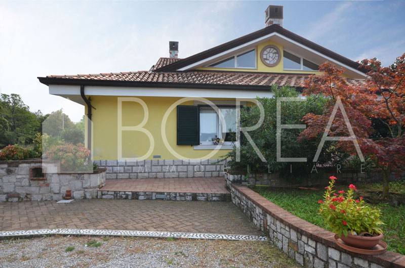 3 غرف نوم فيلا في Trieste, Italy رقم 295797