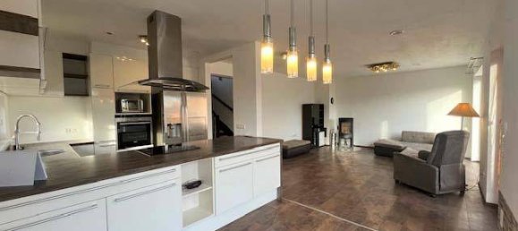 Дом с 3 спальнями в Траутмансдорф ан дер Лайта, Австрия № 194398 8