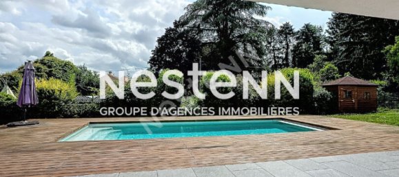 Casa de 4 dormitorios en Mittelhausbergen, France No. 356745 2