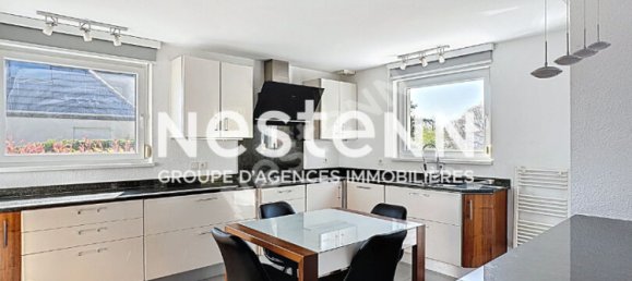 Casa de 4 dormitorios en Mittelhausbergen, France No. 356745 6