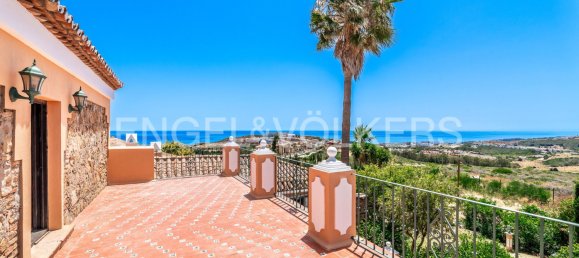 6 bedrooms House in Manilva, Spain No. 99559 8