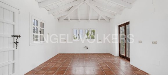 6 bedrooms House in Manilva, Spain No. 99559 25