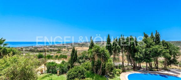 6 bedrooms House in Manilva, Spain No. 99559 4