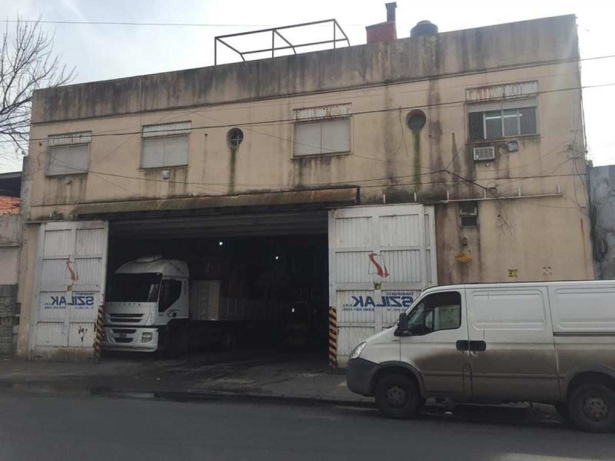 793m² Commercial property in Buenos Aires, Argentina No. 105704