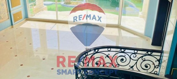 7 bedrooms Villa in Abu Dhabi, UAE No. 21575 5