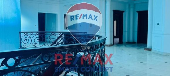 7 bedrooms Villa in Abu Dhabi, UAE No. 21575 9