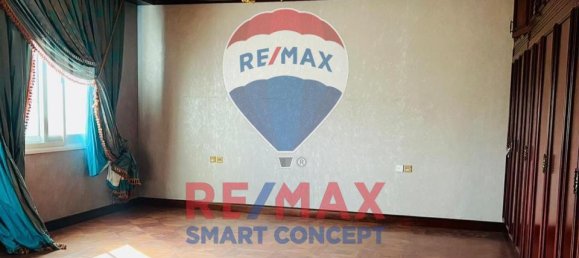 7 bedrooms Villa in Abu Dhabi, UAE No. 21575 8