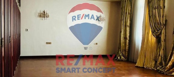 7 bedrooms Villa in Abu Dhabi, UAE No. 21575 7