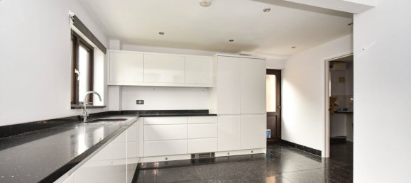 5 غرف نوم منزل في Chippenham, United Kingdom رقم 2969 7