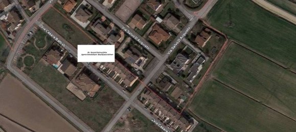  Land in Roverbella, Italy No. 364579 2