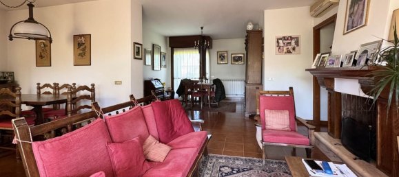 5 chambres Appartement à Camaiore, Italy No. 331346 2