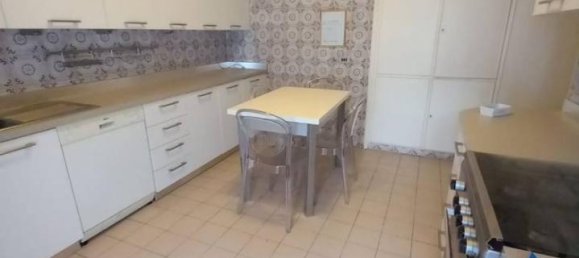 6 rooms Apartment in Rome, Italy No. 107292 31