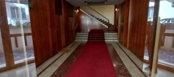 6 rooms Apartment in Rome, Italy No. 107292 5