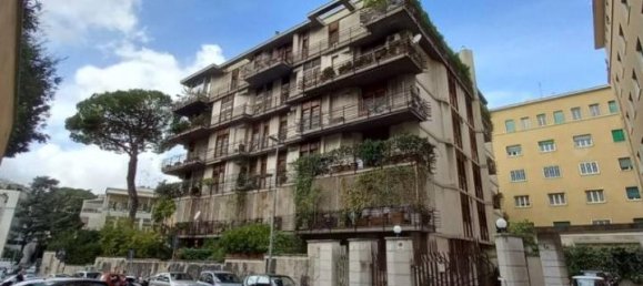 6 rooms Apartment in Rome, Italy No. 107292 41