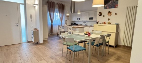 4 rooms House in Cascina, Italy No. 218896 6