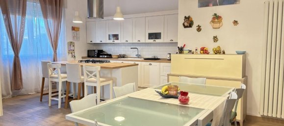 4 rooms House in Cascina, Italy No. 218896 13