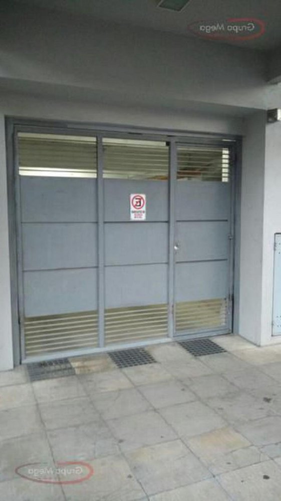 Entrepôt à Buenos Aires, Argentina No. 105228