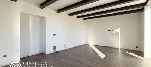 4 Schlafzimmer Villa in Chieri, Italy, Nr. 302424 3