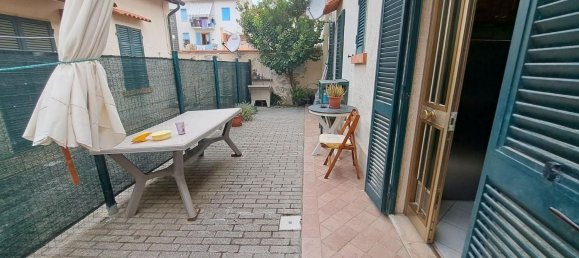 Casa de 4 habitaciónes en Rosignano Marittimo, Italy No. 177041 2