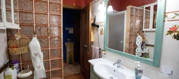 4 rooms House in Rome, Italy No. 112712 27