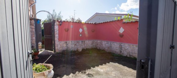 4 rooms House in Rome, Italy No. 112712 35