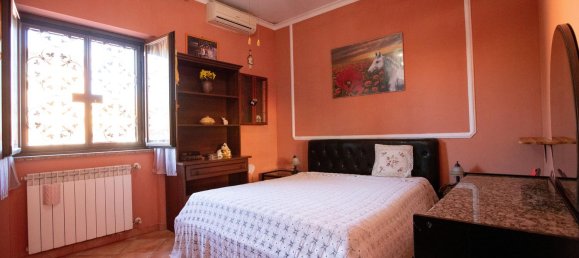4 rooms House in Rome, Italy No. 112712 23