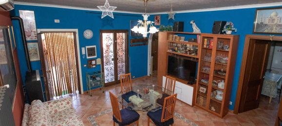 4 rooms House in Rome, Italy No. 112712 5