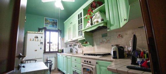 4 rooms House in Rome, Italy No. 112712 10