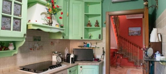 4 rooms House in Rome, Italy No. 112712 9