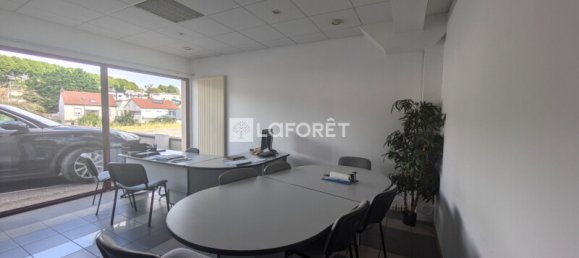 3 Schlafzimmer Gewerbliche Immobilie in Creutzwald, France, Nr. 253305 3