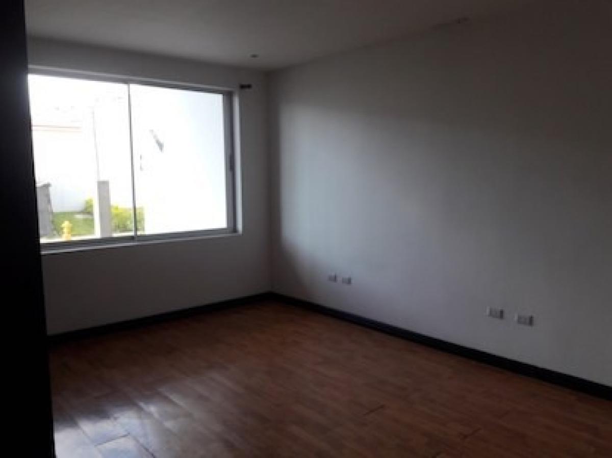 Кондоминиум  с 3 спальнями в Гойкоэчеа, Коста-Рика № 134