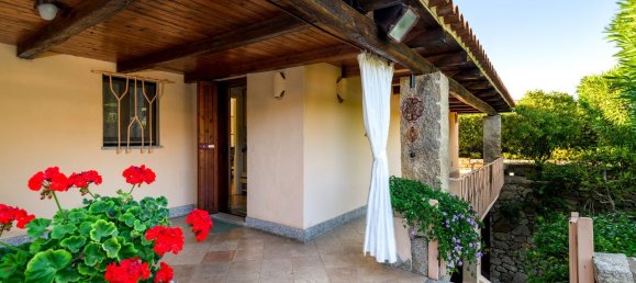 Villa de 7 habitaciónes en Arzachena, Italy No. 57231 13