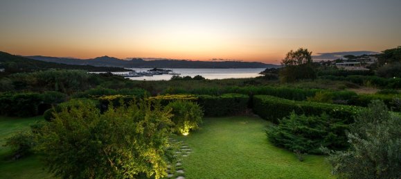 Villa de 7 habitaciónes en Arzachena, Italy No. 57231 41