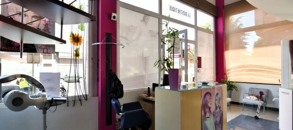 Propriété commerciale à Santa Lucia De Tirajana, Spain 80m² No. 166958 2