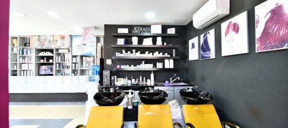 Propriété commerciale à Santa Lucia De Tirajana, Spain 80m² No. 166958 3