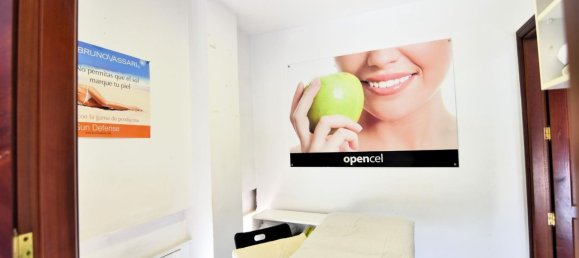 Propriété commerciale à Santa Lucia De Tirajana, Spain 80m² No. 166958 14