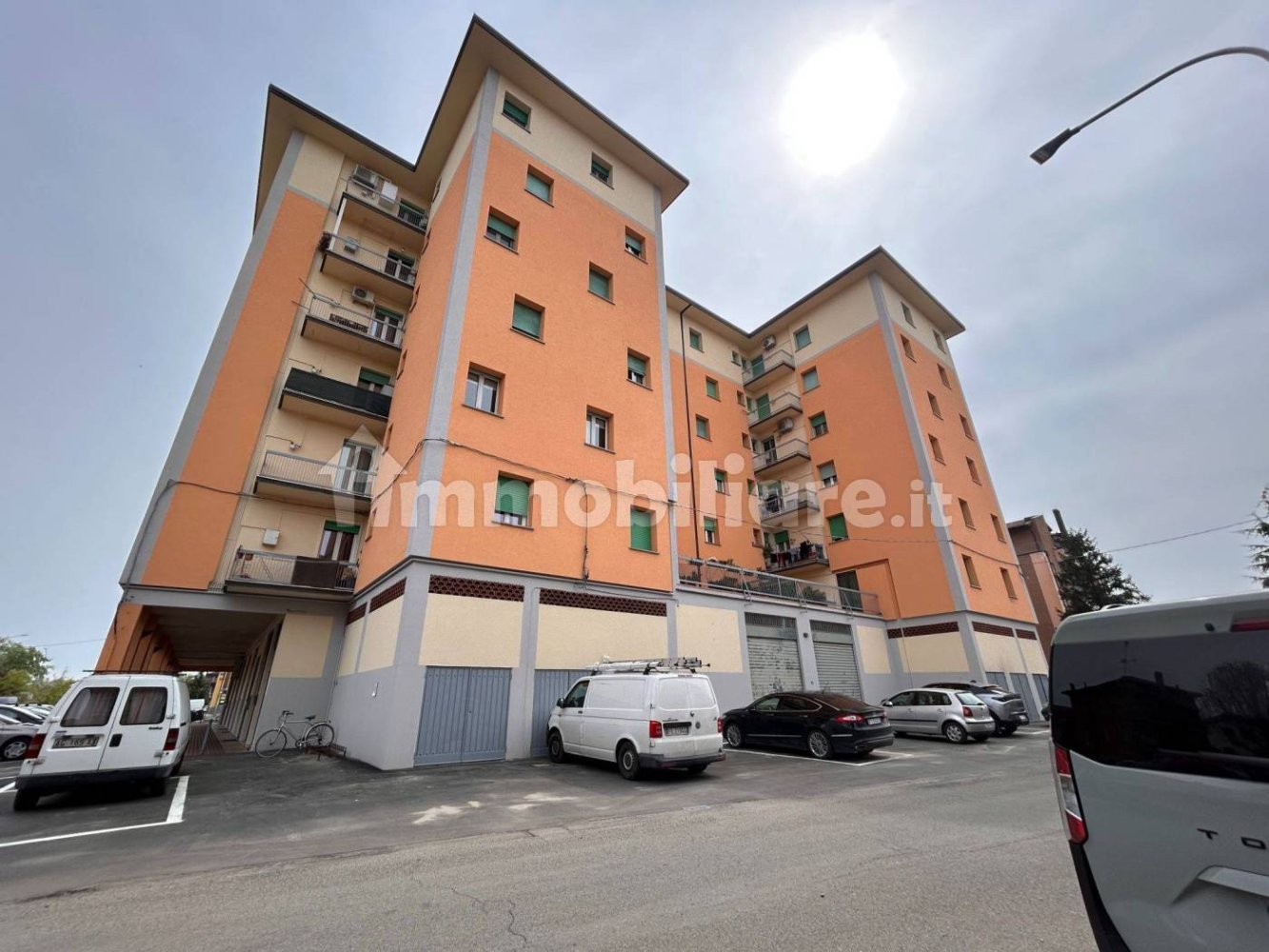 Apartamento de 3 dormitorios en Anzola dell'Emilia, Italy No. 371332