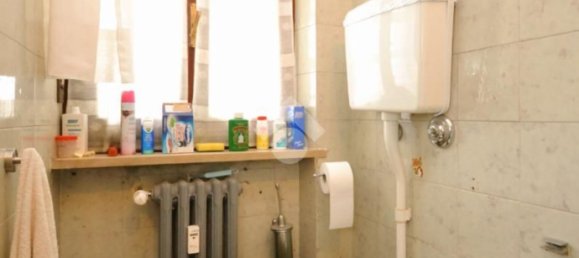 2 bedrooms Apartment in Turin, Italy No. 326405 17