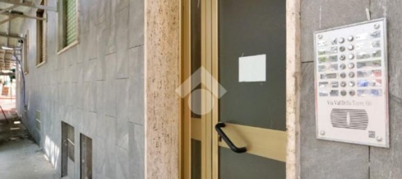 2 bedrooms Apartment in Turin, Italy No. 326405 20