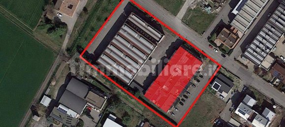 1150m² Commercial property in Medicina, Italy No. 317027 21