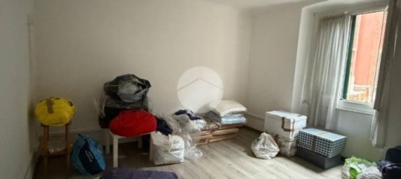 3 Schlafzimmer Wohnung in Genoa, Italy, Nr. 58774 5