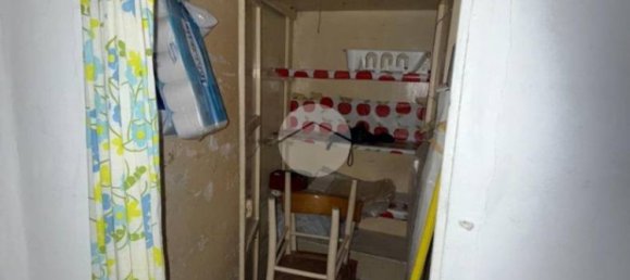 3 Schlafzimmer Wohnung in Genoa, Italy, Nr. 58774 9