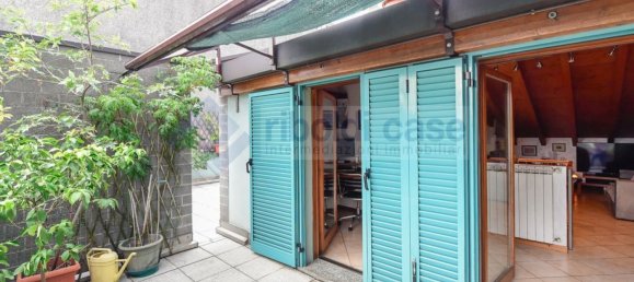 4-salle Appartement à Desio, Italy No. 334596 5